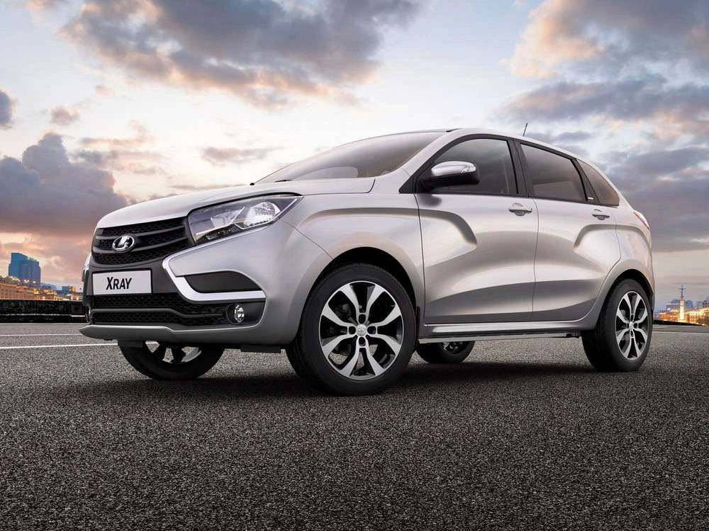 Lada Xray - фото №10